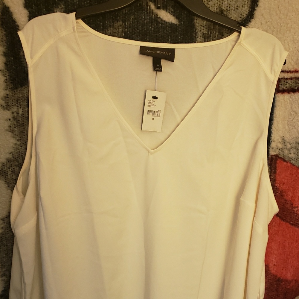 NWT Lane Bryant sleeveless Blouse size 24